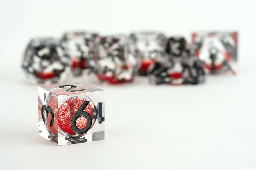 Dungeon & Dragons: Dice Set - Liquid Core - FanRoll - Accessories