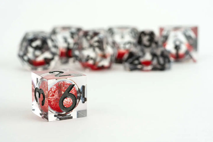 Dungeon & Dragons: Dice Set - Liquid Core - FanRoll - Accessories