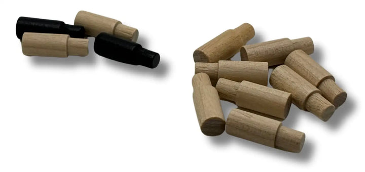 Crokinole: Magnetic Clasp Storage Box 2 Pegs Scoring Track & 28 discs - Mayday Games - Board Games
