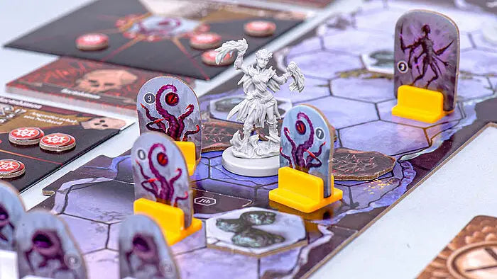 Gloomhaven (DE) Feuerland Spiele Board Games