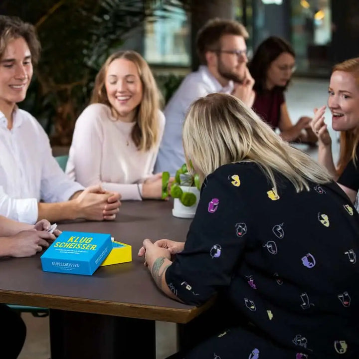 Klugscheisser: Auf fast alles eine Antwort (DE) - Kylskåpspoesi AB - Board Games