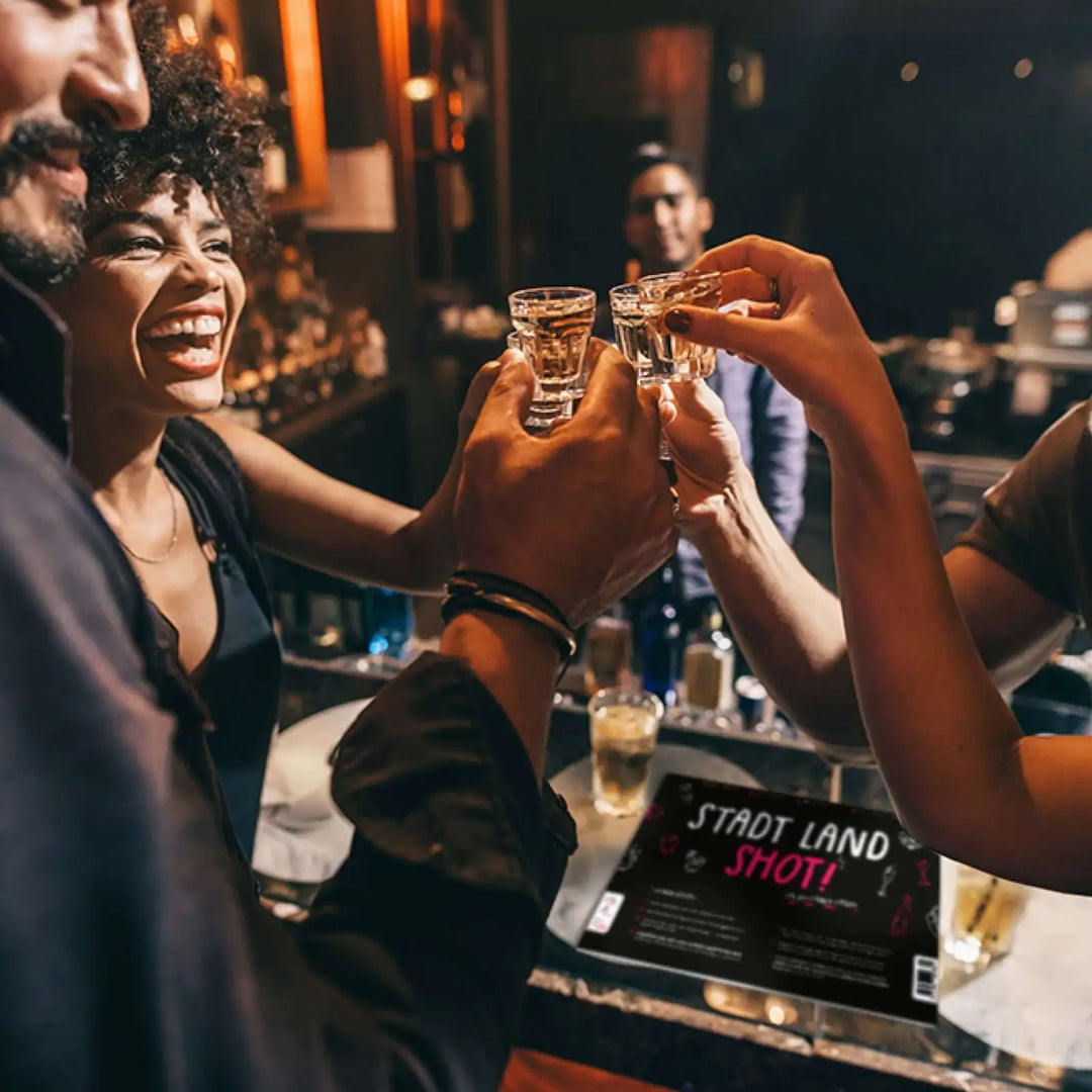 Stadt Land Shot (DE) - Simon & Jan - Board Games